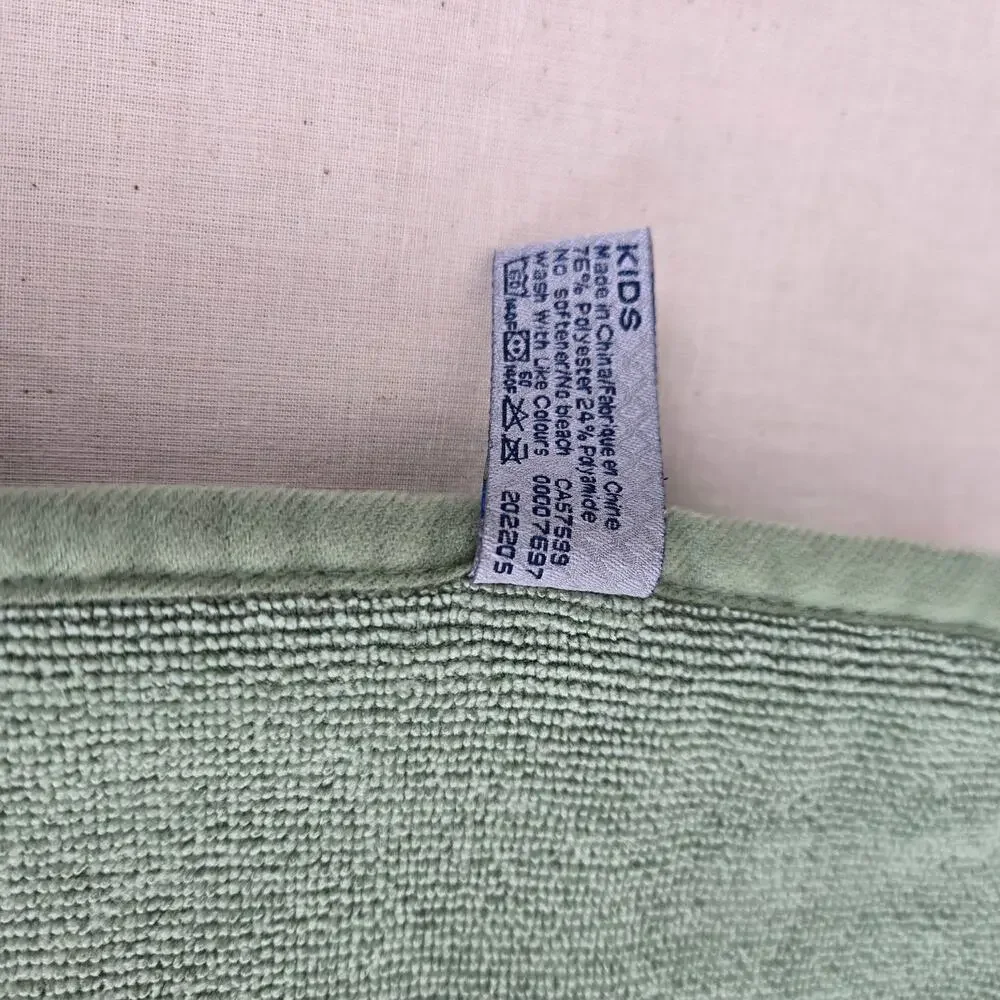 Norwex Kids Hooded Bath Towel Sage Green Woodland Print Microfiber (B)